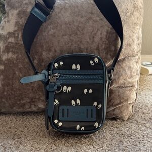 Coach x Disney Snow White and the Seven Dwarfs crossbody